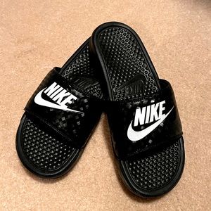 Nike Benassi Just Do It Women's Slide Sandals
